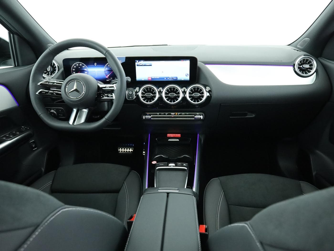 Mercedes-Benz GLA 180 Bild 19