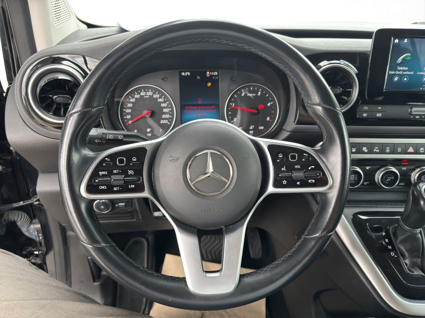 Mercedes-Benz T 180 d PROGRESSIVE Standard Bild 10