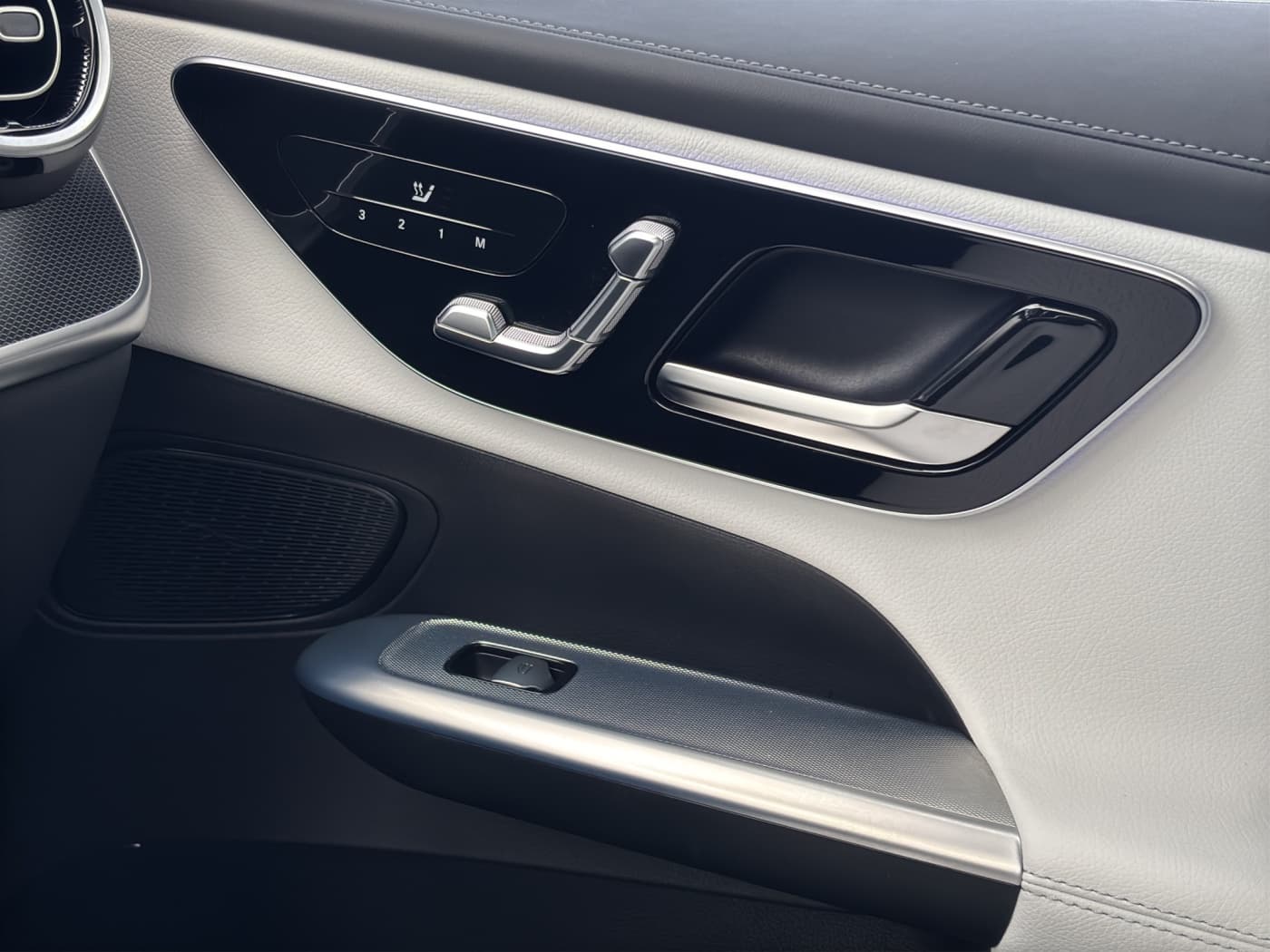 Mercedes-Benz GLC 300 e 4M Bild 14