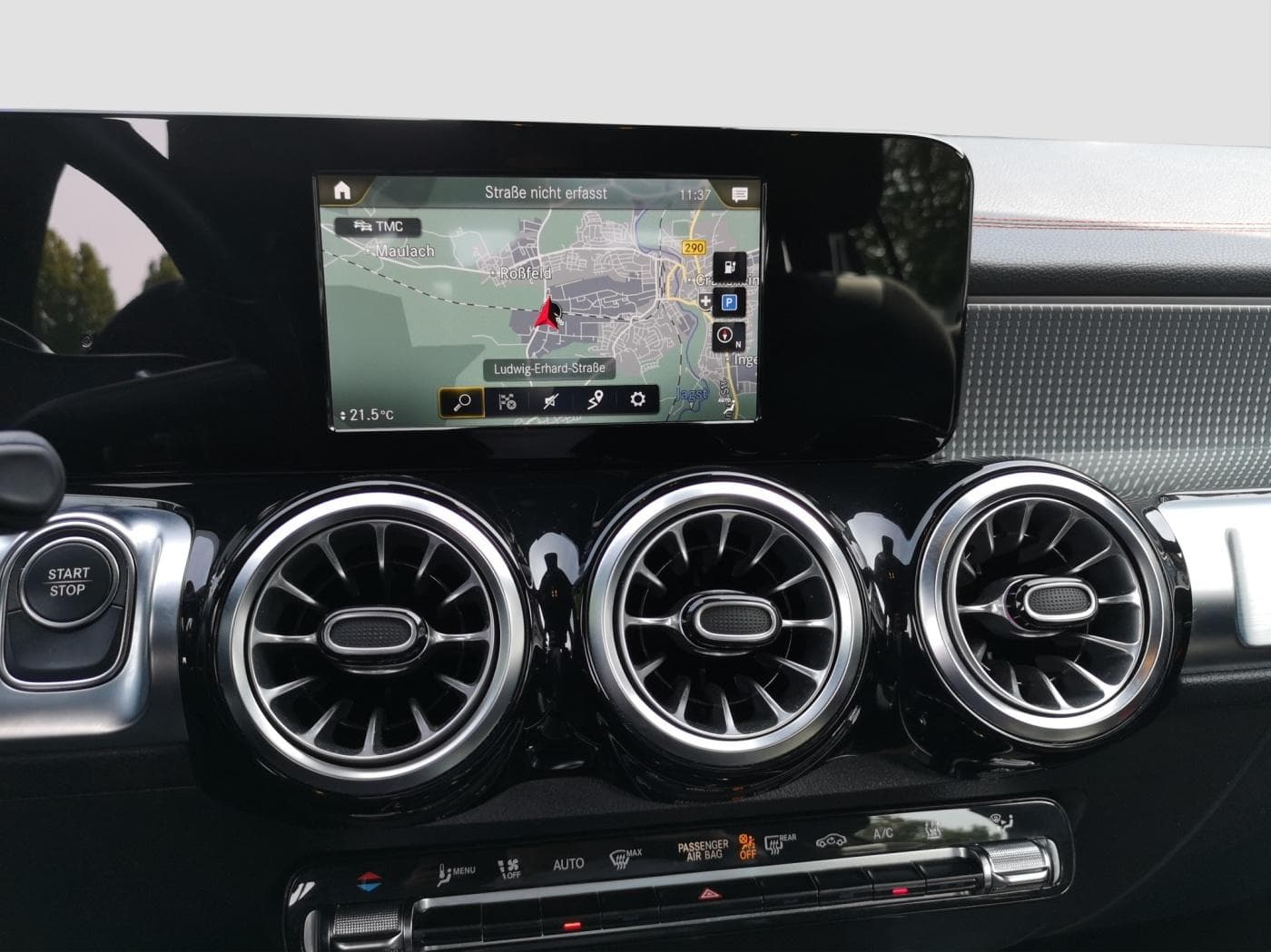 Mercedes-Benz EQB 300 4M Bild 12