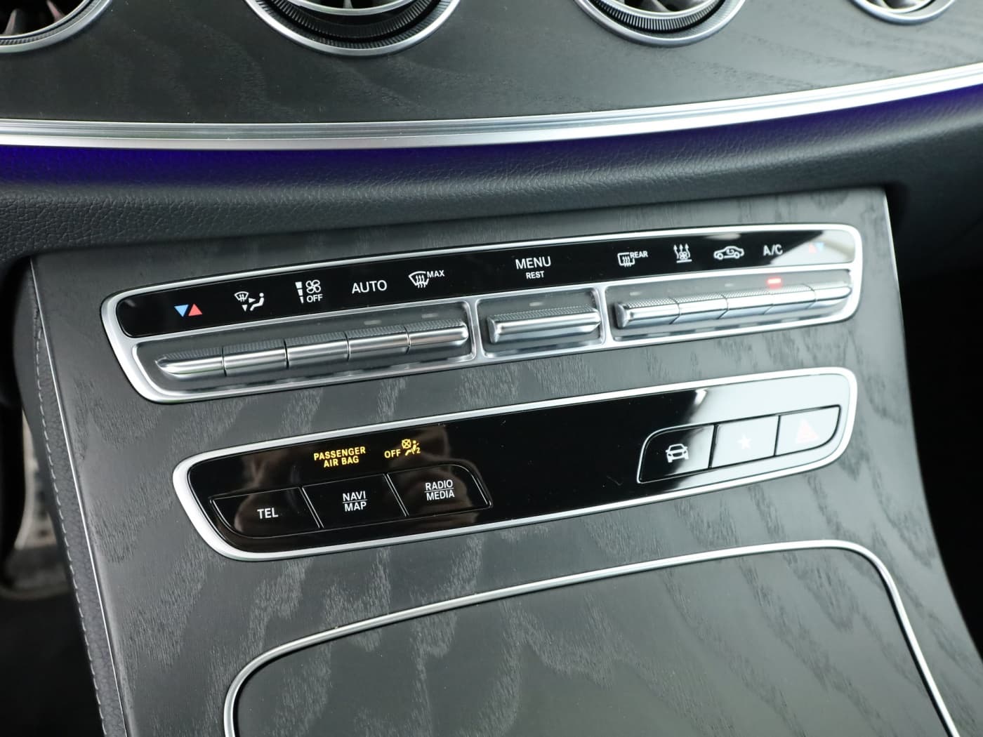 Mercedes-Benz E 450 4M Cabrio Bild 14
