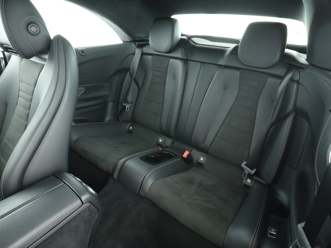 Mercedes-Benz E 450 4M Cabrio Bild 18