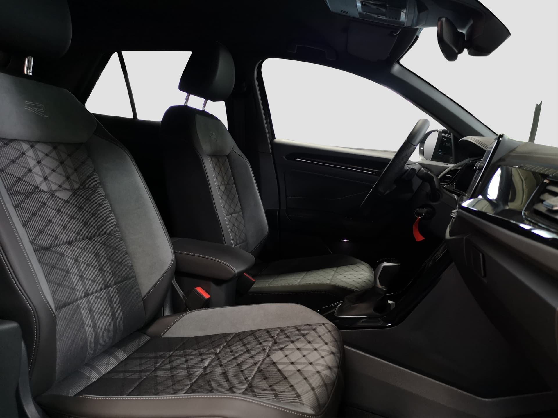 Volkswagen T-Roc R-Line 1.5 l TSI OPF DSG Bild 15