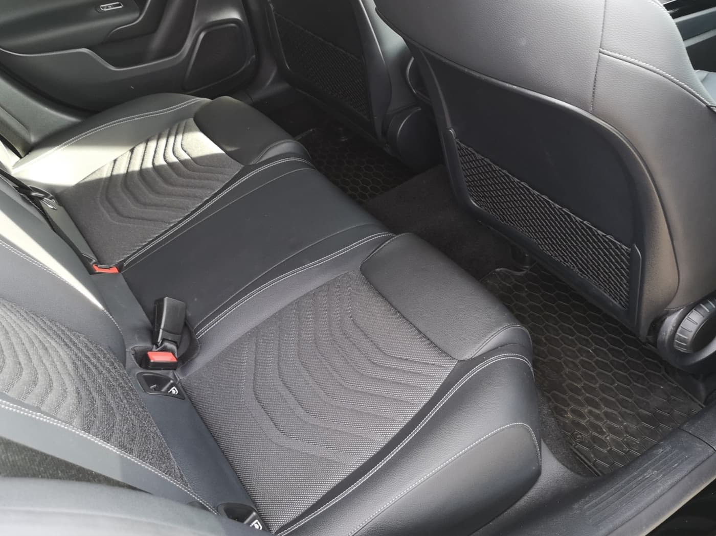 Mercedes-Benz A 180 d Bild 16