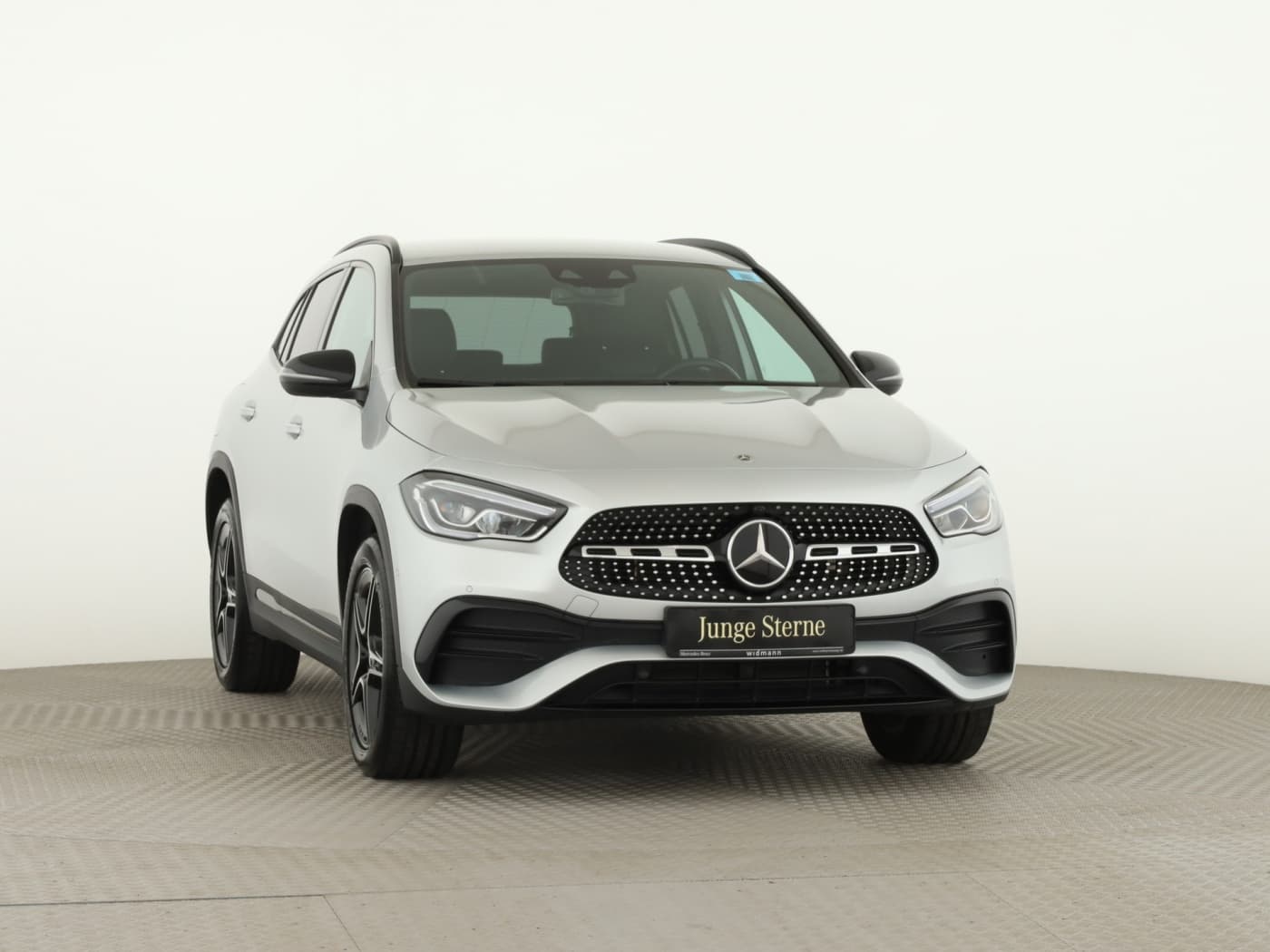 Mercedes-Benz GLA 250 e Bild 3