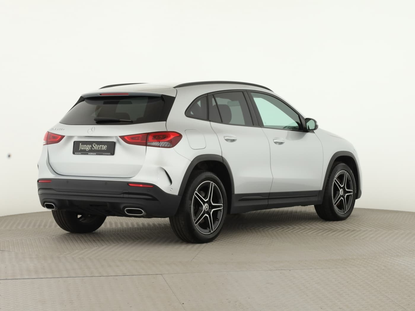 Mercedes-Benz GLA 250 e Bild 6