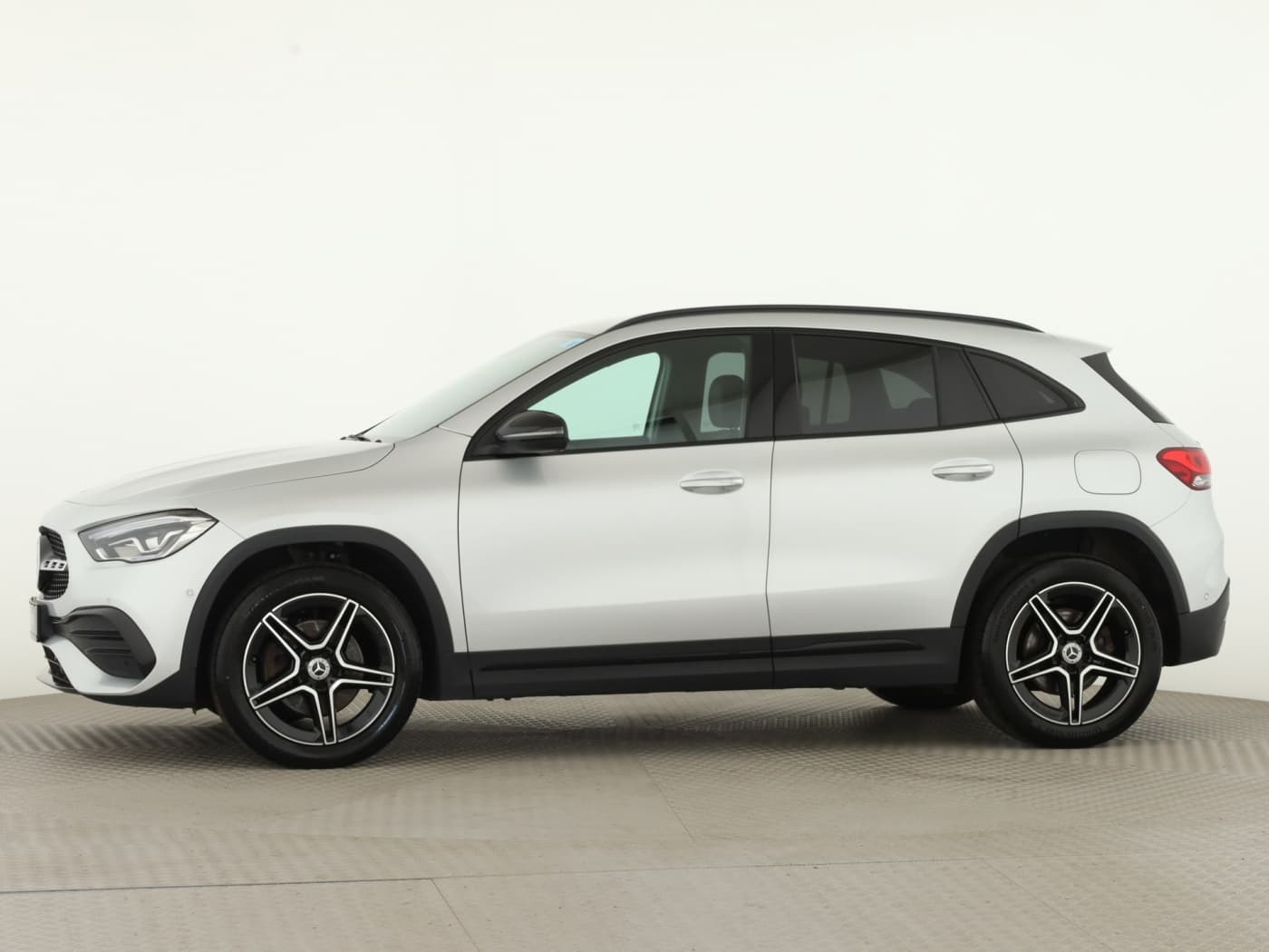 Mercedes-Benz GLA 250 e Bild 7