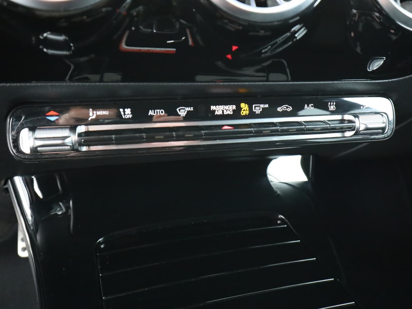 Mercedes-Benz CLA 250 e SB Bild 14