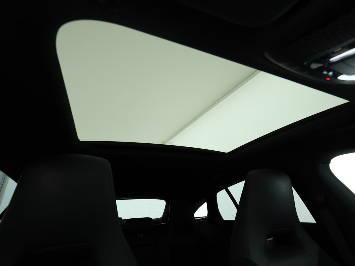 Mercedes-Benz CLA 250 e SB Bild 21