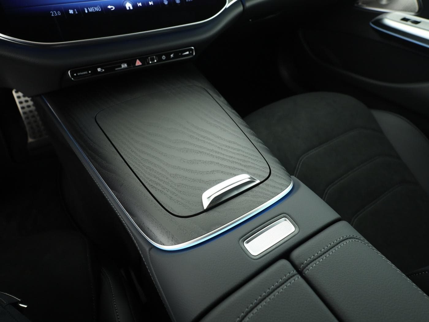 Mercedes-Benz E 220 d Limousine Bild 15