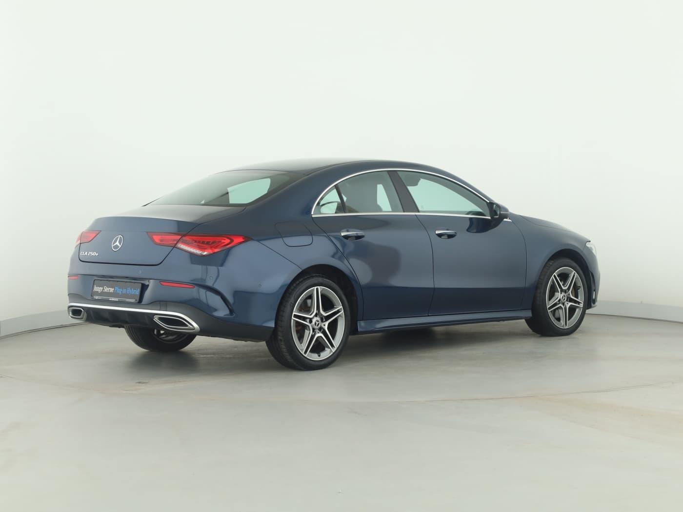 Mercedes-Benz CLA 250 e Bild 6