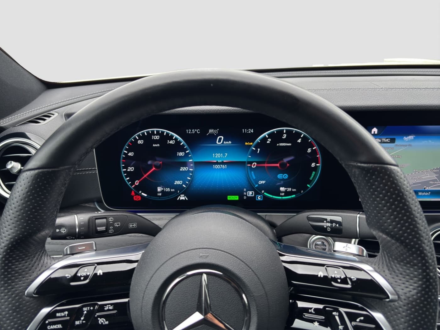 Mercedes-Benz E 300 de 4M T Bild 11