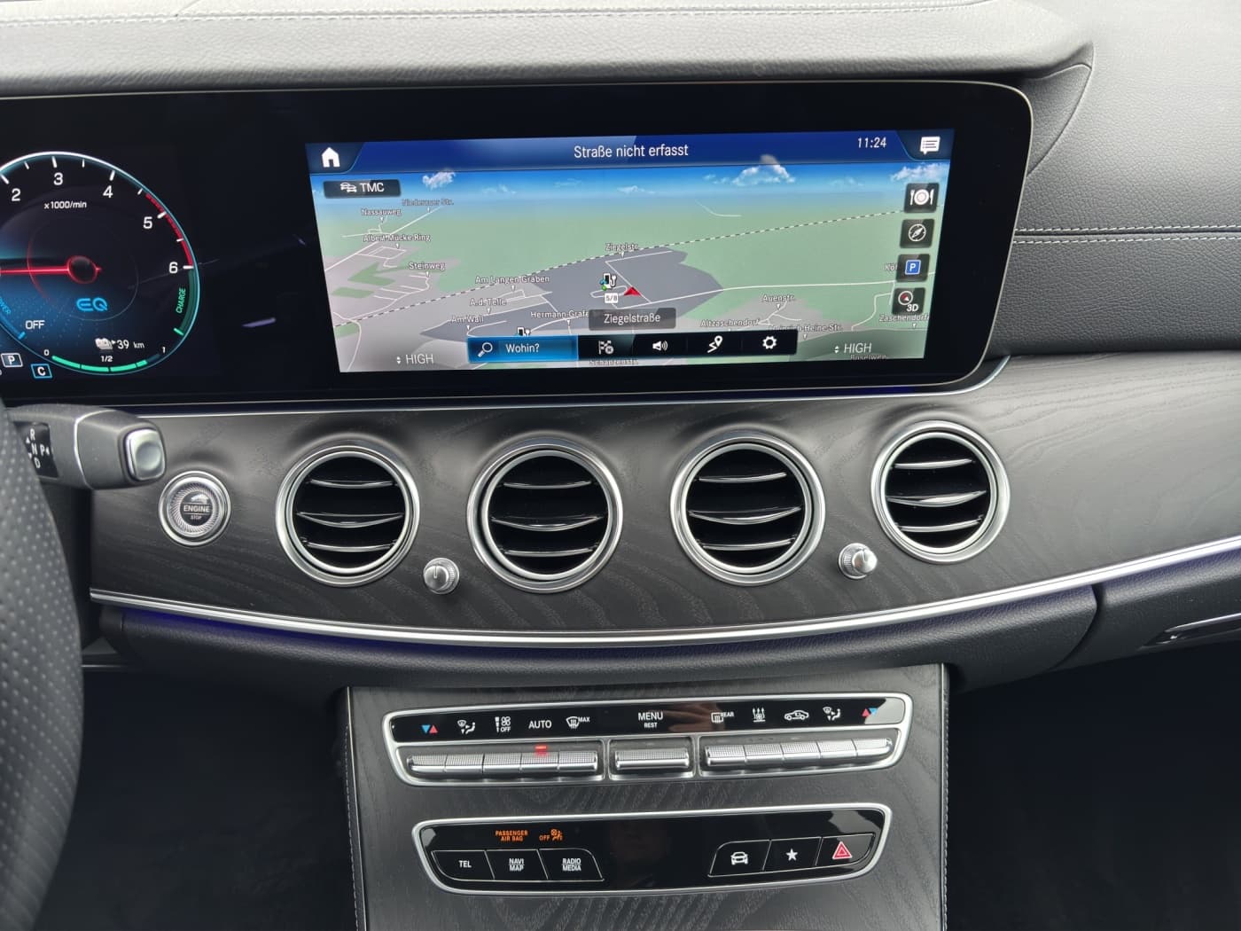 Mercedes-Benz E 300 de 4M T Bild 12