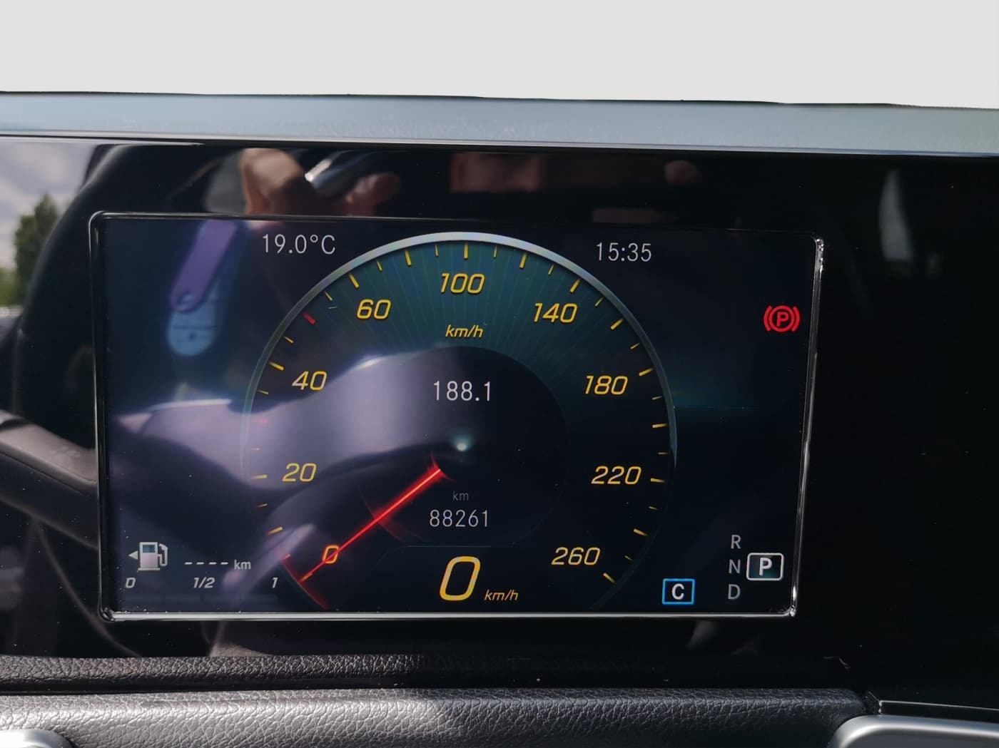 Mercedes-Benz GLB 180 d Bild 11