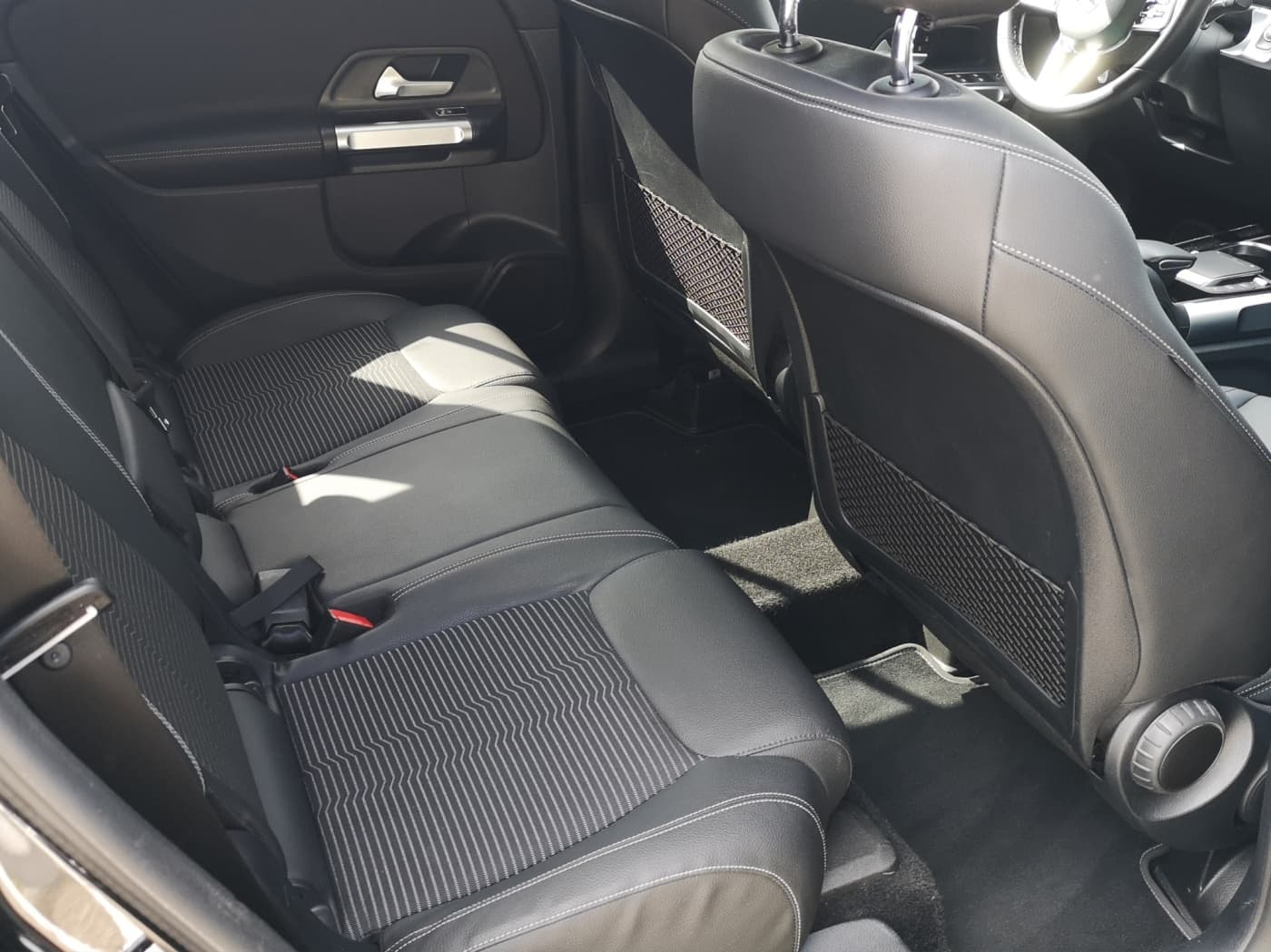 Mercedes-Benz GLB 180 d Bild 16