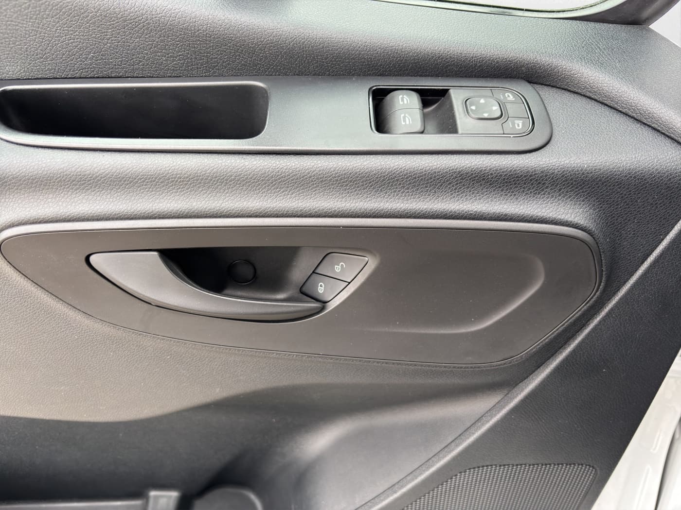 Mercedes-Benz Sprinter 316 CDI Koffer Kühl Standard Bild 16