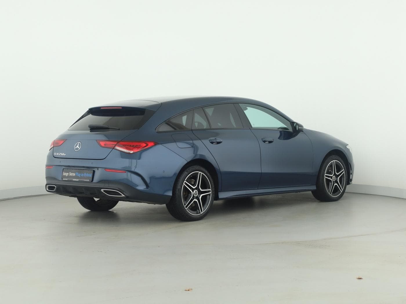 Mercedes-Benz CLA 250 e SB Bild 6