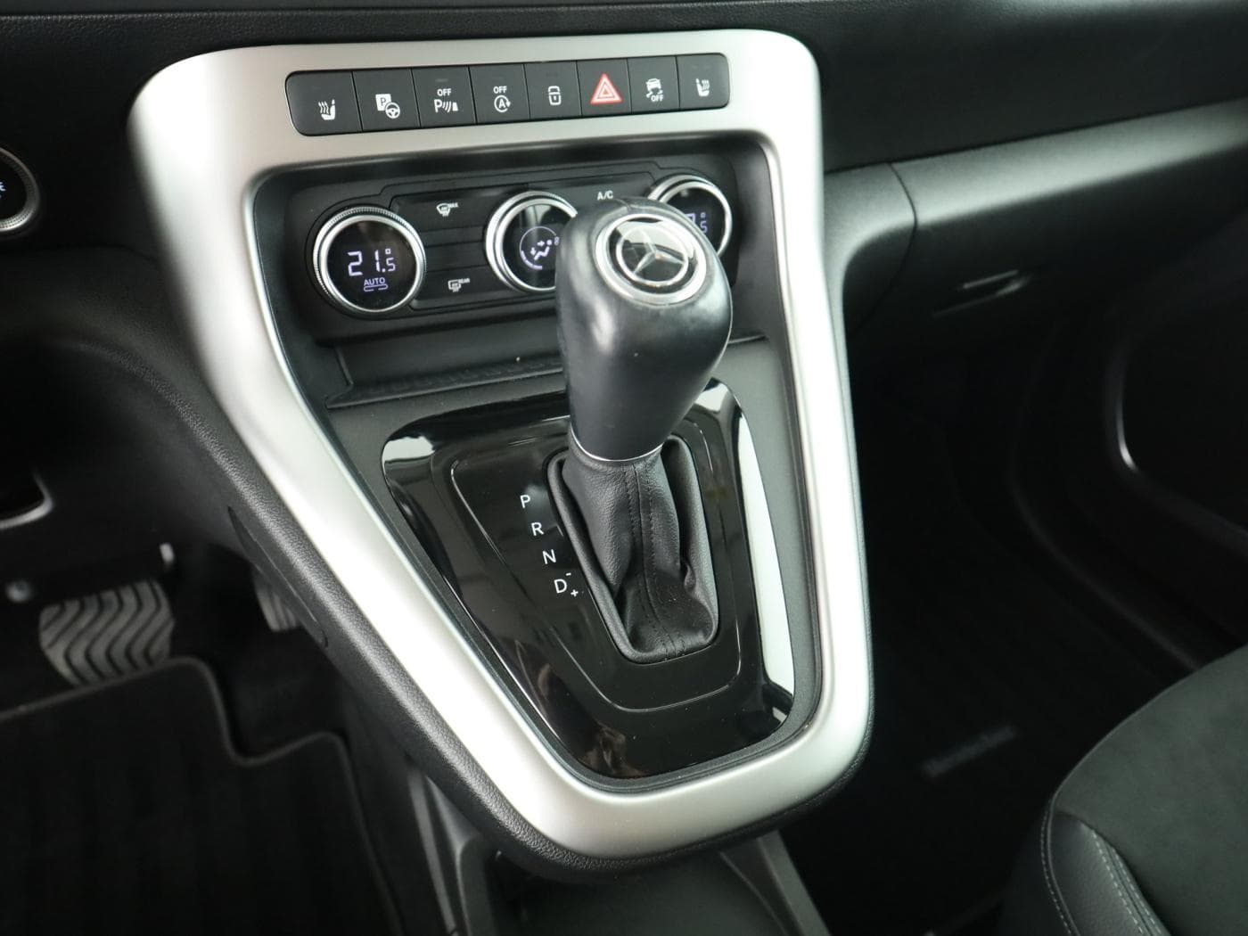 Mercedes-Benz T 180 d PROGRESSIVE Standard Bild 15