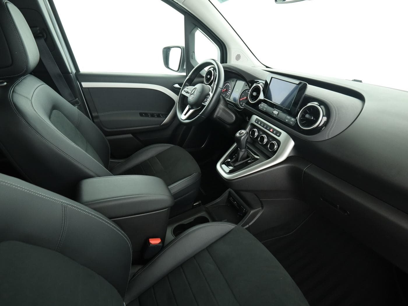 Mercedes-Benz T 180 d PROGRESSIVE Standard Bild 17