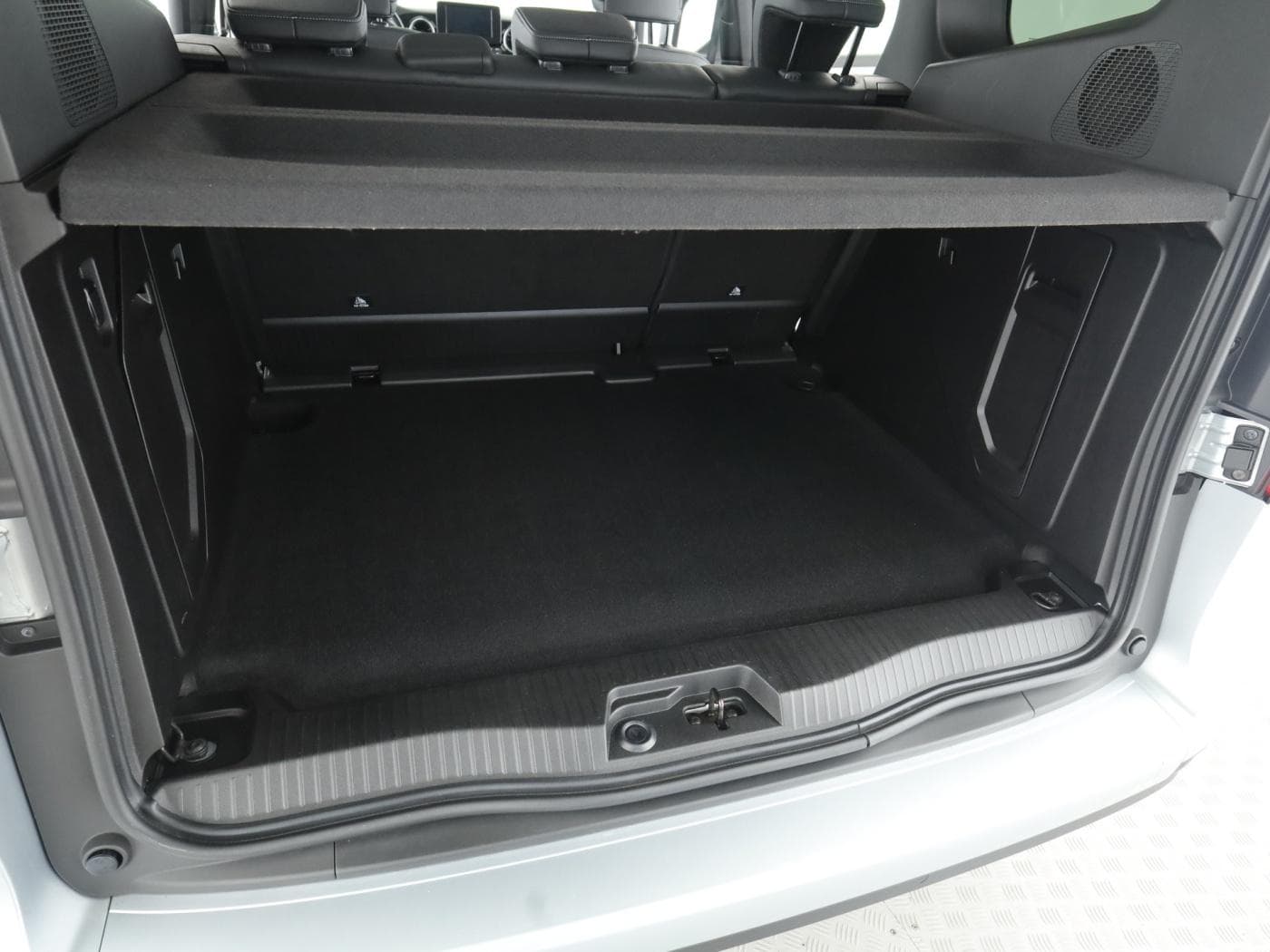 Mercedes-Benz T 180 d PROGRESSIVE Standard Bild 22