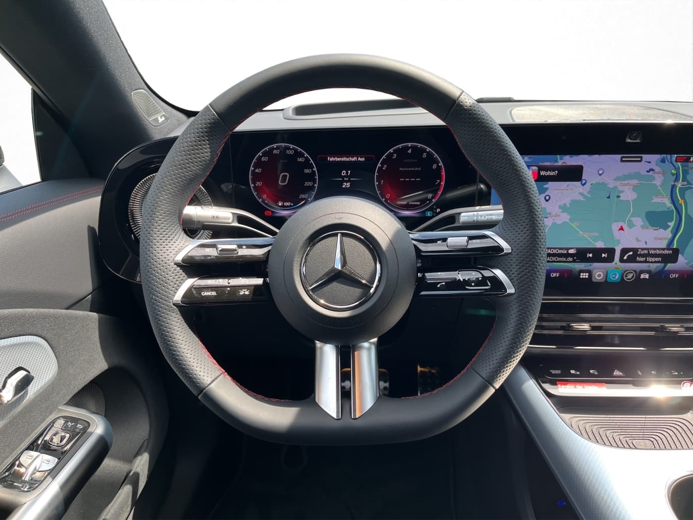 Mercedes-Benz CLA 220 4M Bild 10