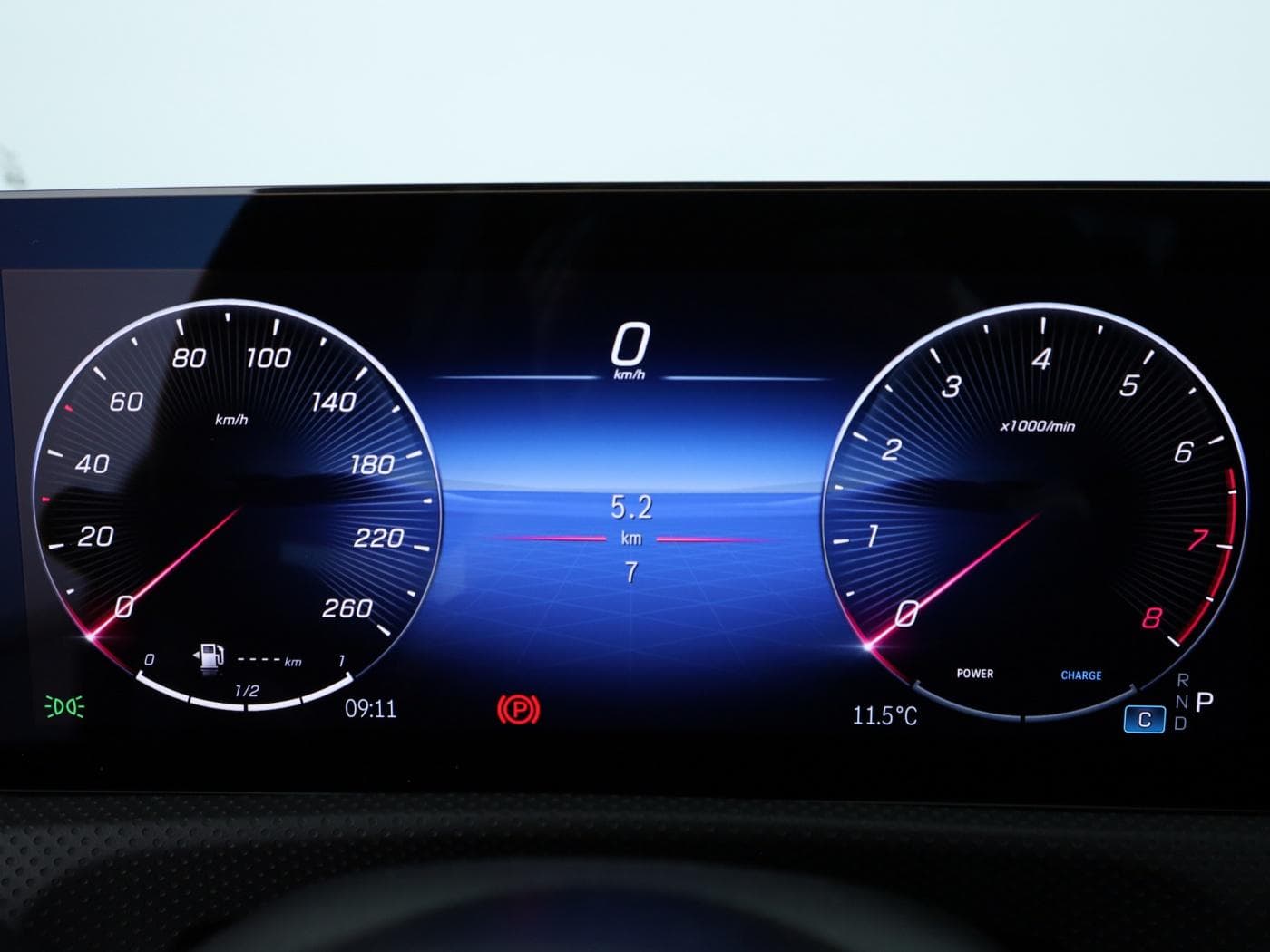 Mercedes-Benz CLA 220 4M Coup Bild 12
