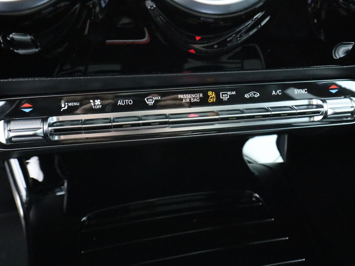 Mercedes-Benz CLA 220 4M Coup Bild 14