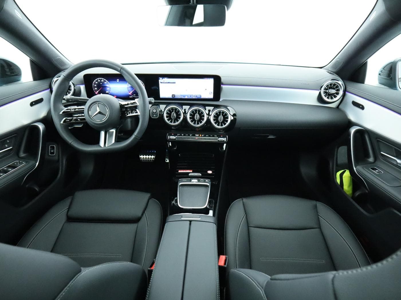 Mercedes-Benz CLA 220 4M Coup Bild 19