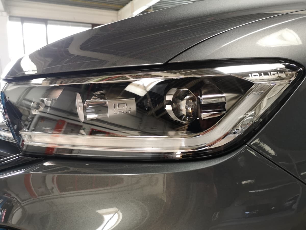 Volkswagen T-Roc R-Line 1.5 l TSI OPF DSG Bild 23