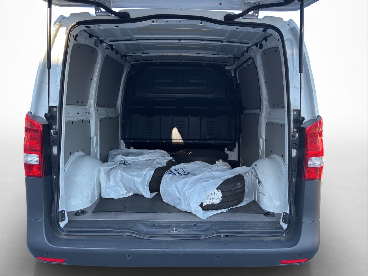 Mercedes-Benz Vito 110 CDI Kasten Kompakt Bild 18