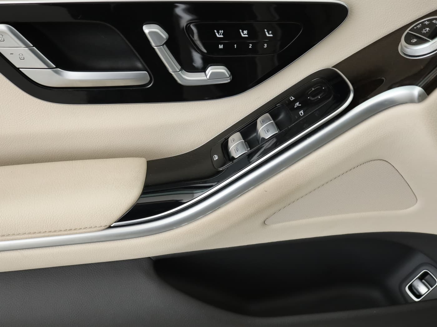 Mercedes-Benz S 350 d 4M Bild 20