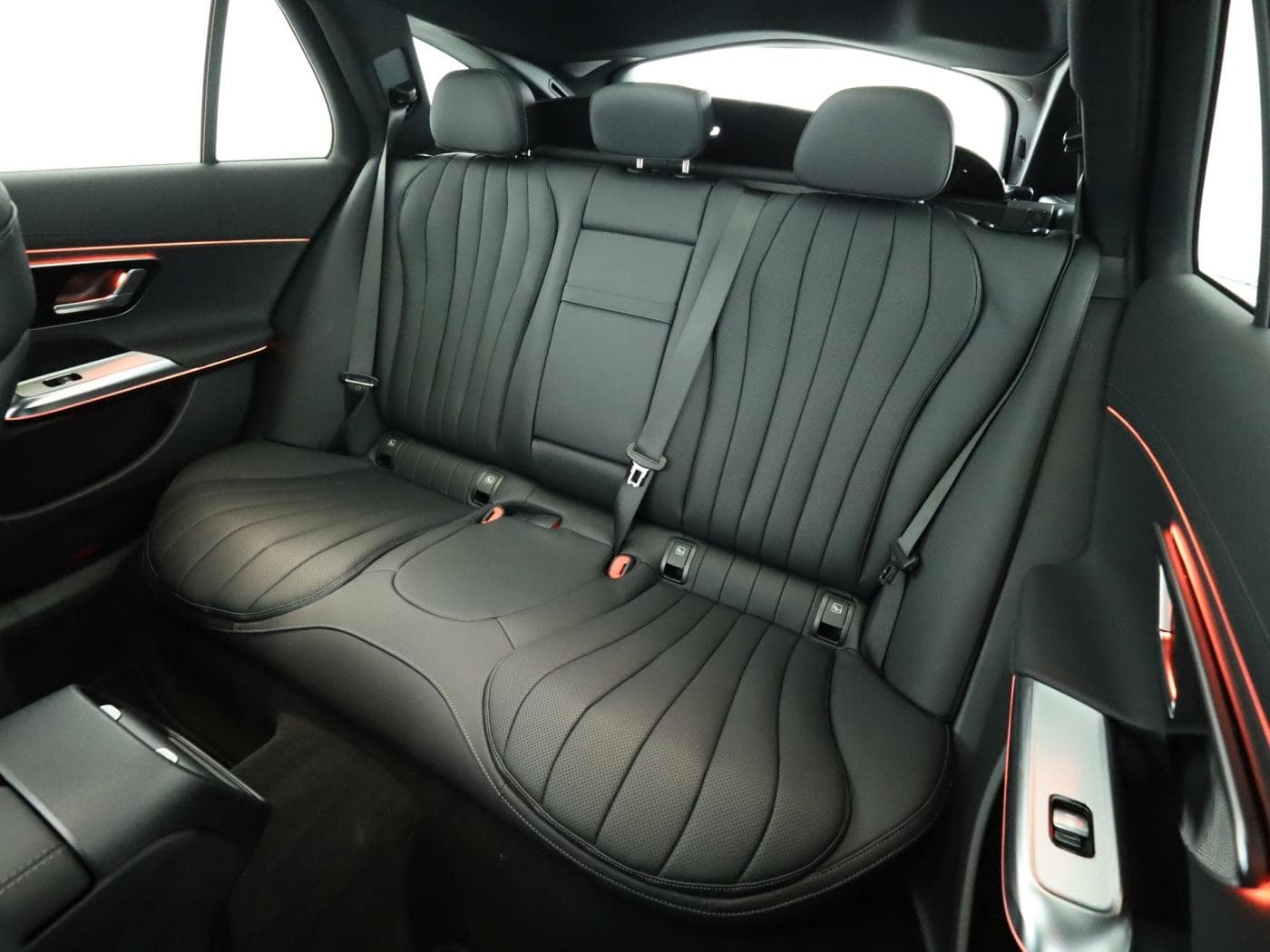 Mercedes-Benz E 220 d T-Modell Bild 18