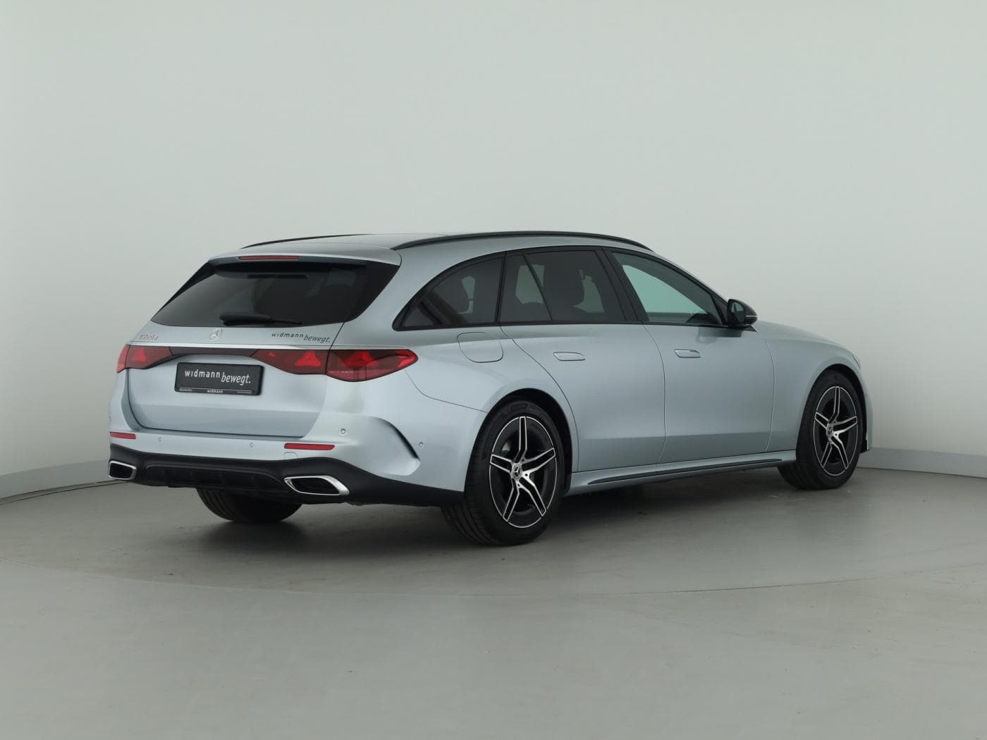 Mercedes-Benz E 220 d T-Modell Bild 6