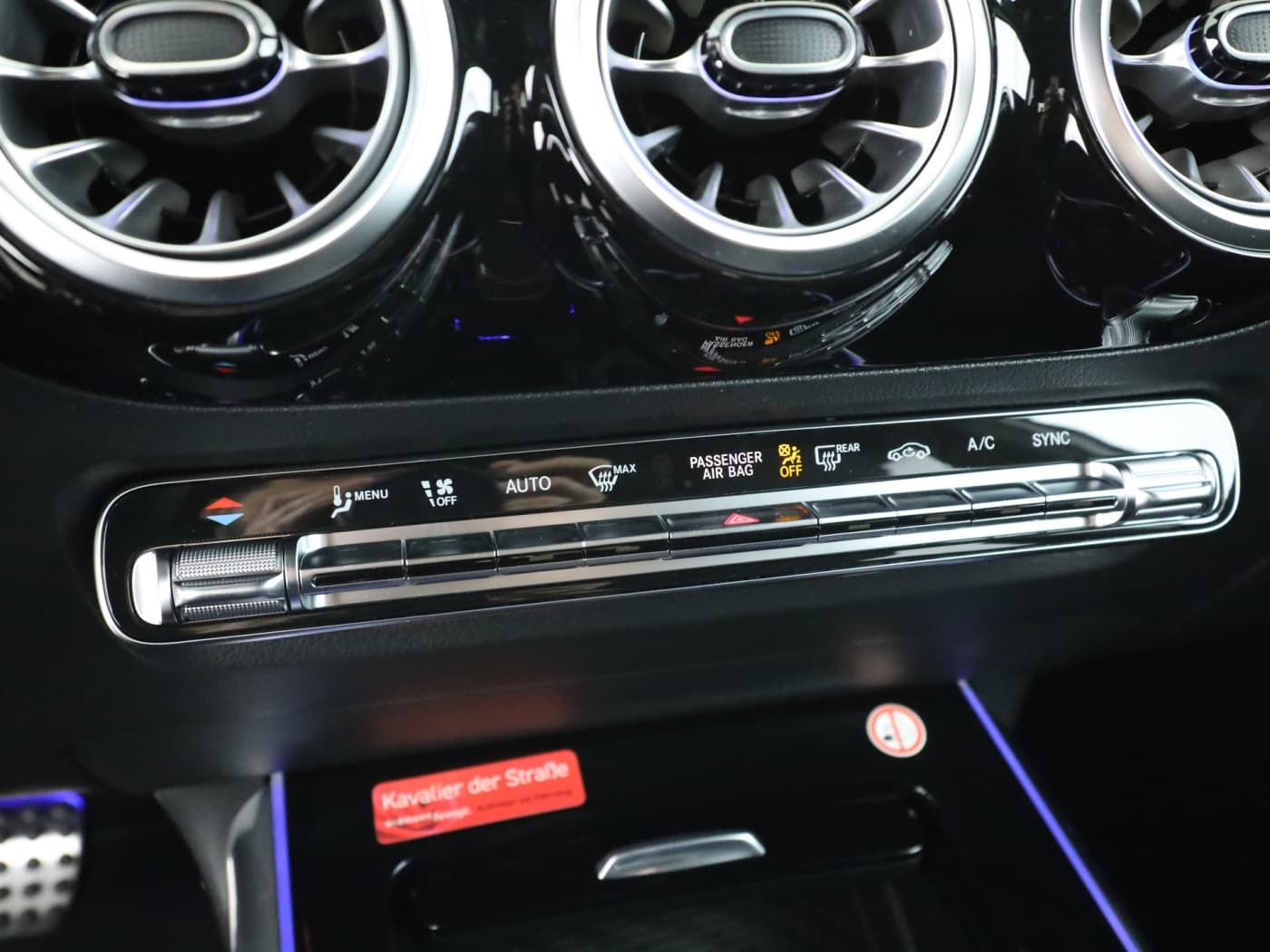Mercedes-Benz GLA 250 4MATIC Bild 14
