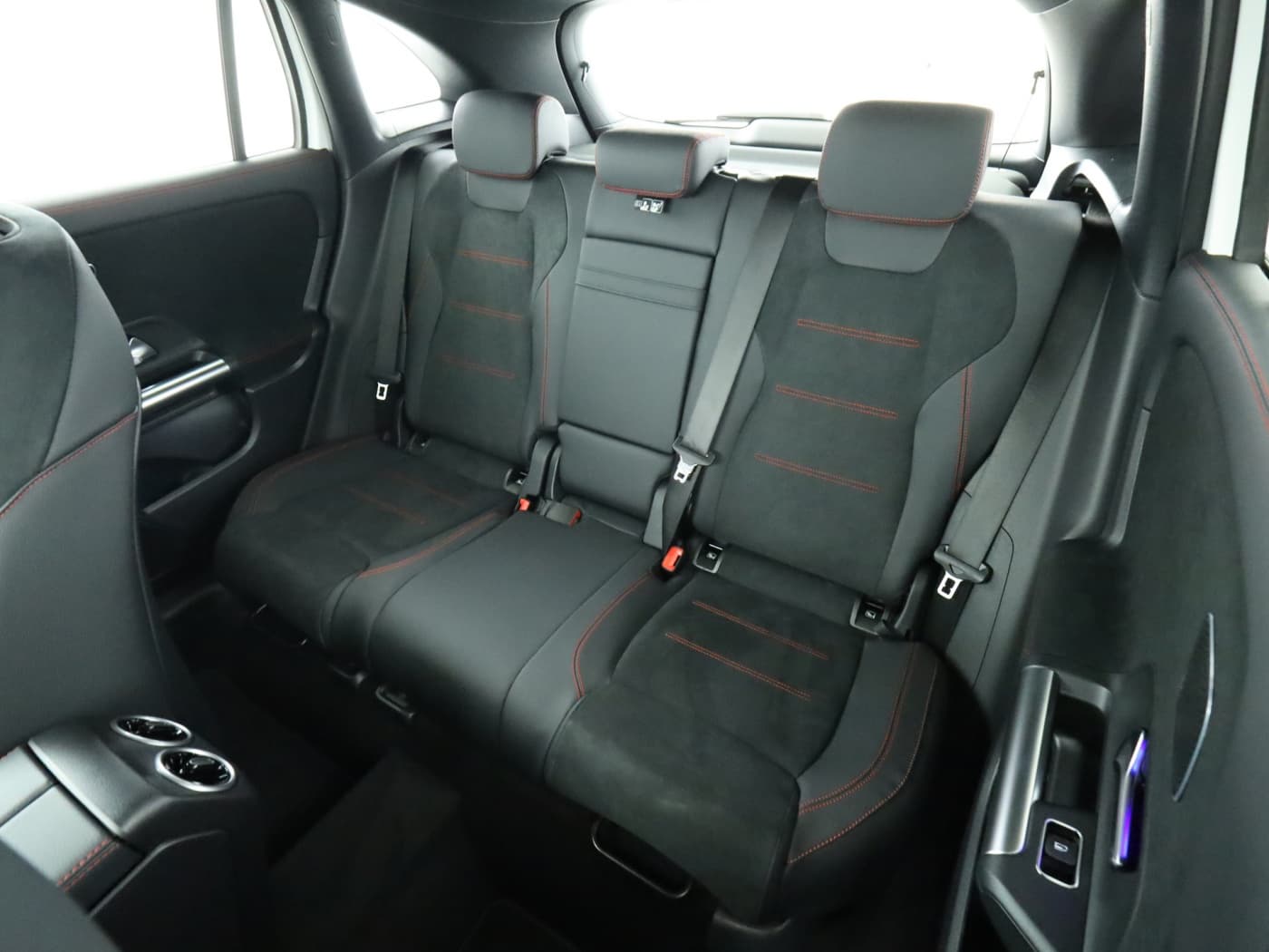 Mercedes-Benz GLA 250 4MATIC Bild 18