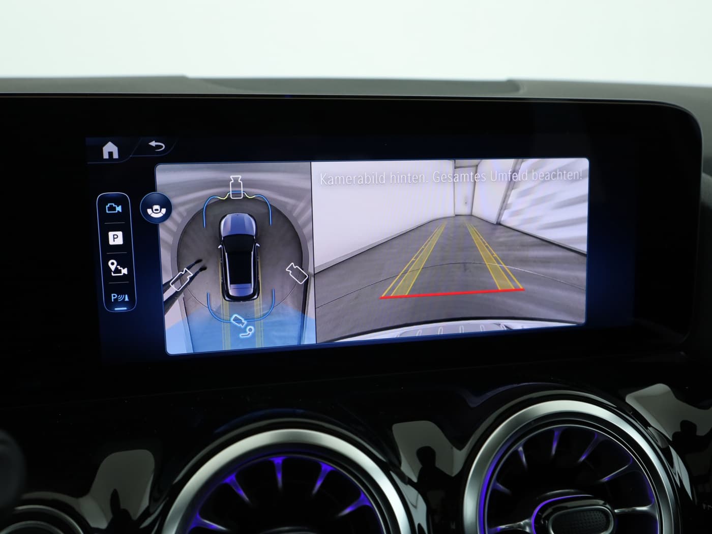 Mercedes-Benz GLA 250 4MATIC Bild 28