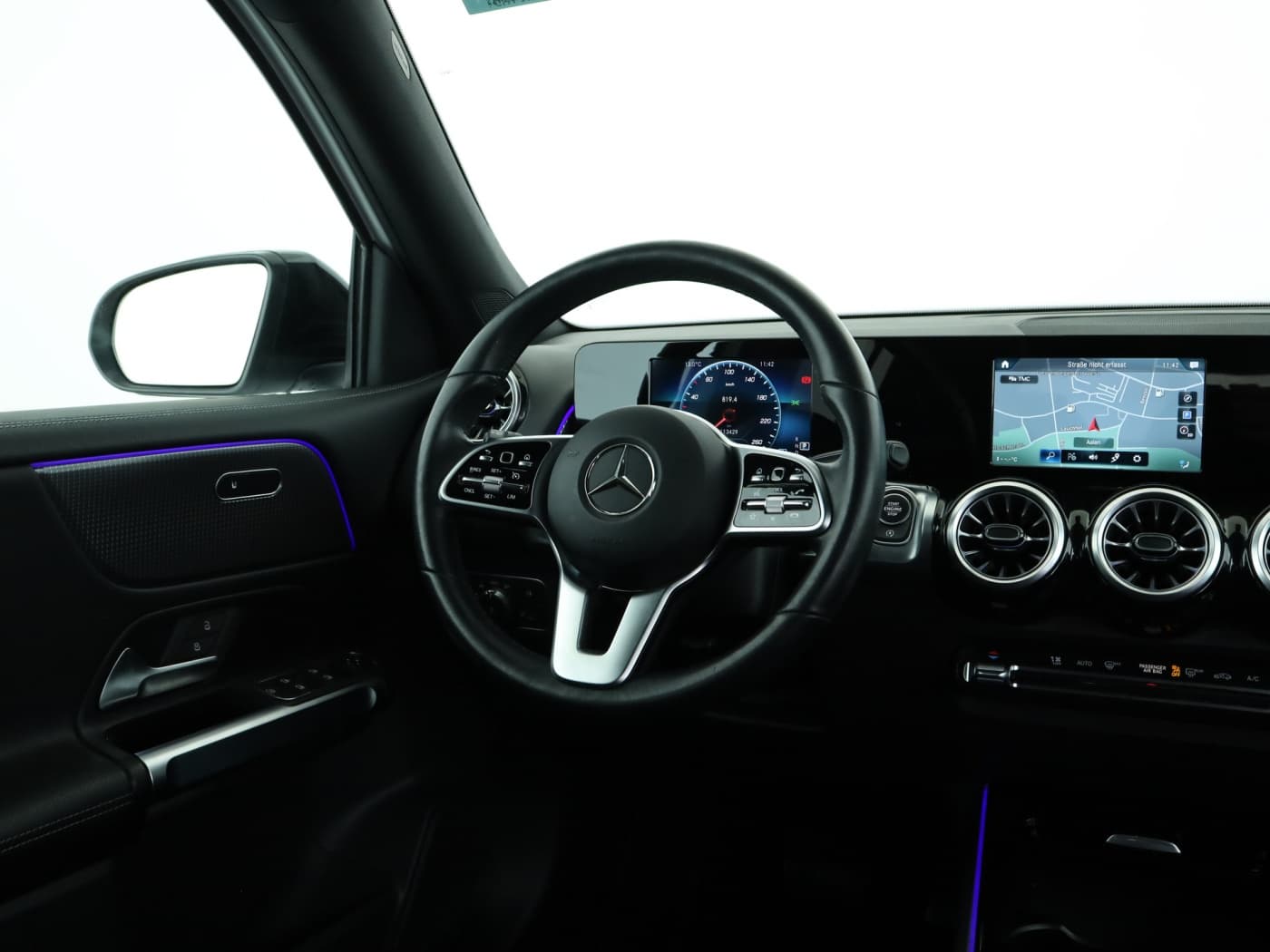 Mercedes-Benz GLB 220 d Bild 10