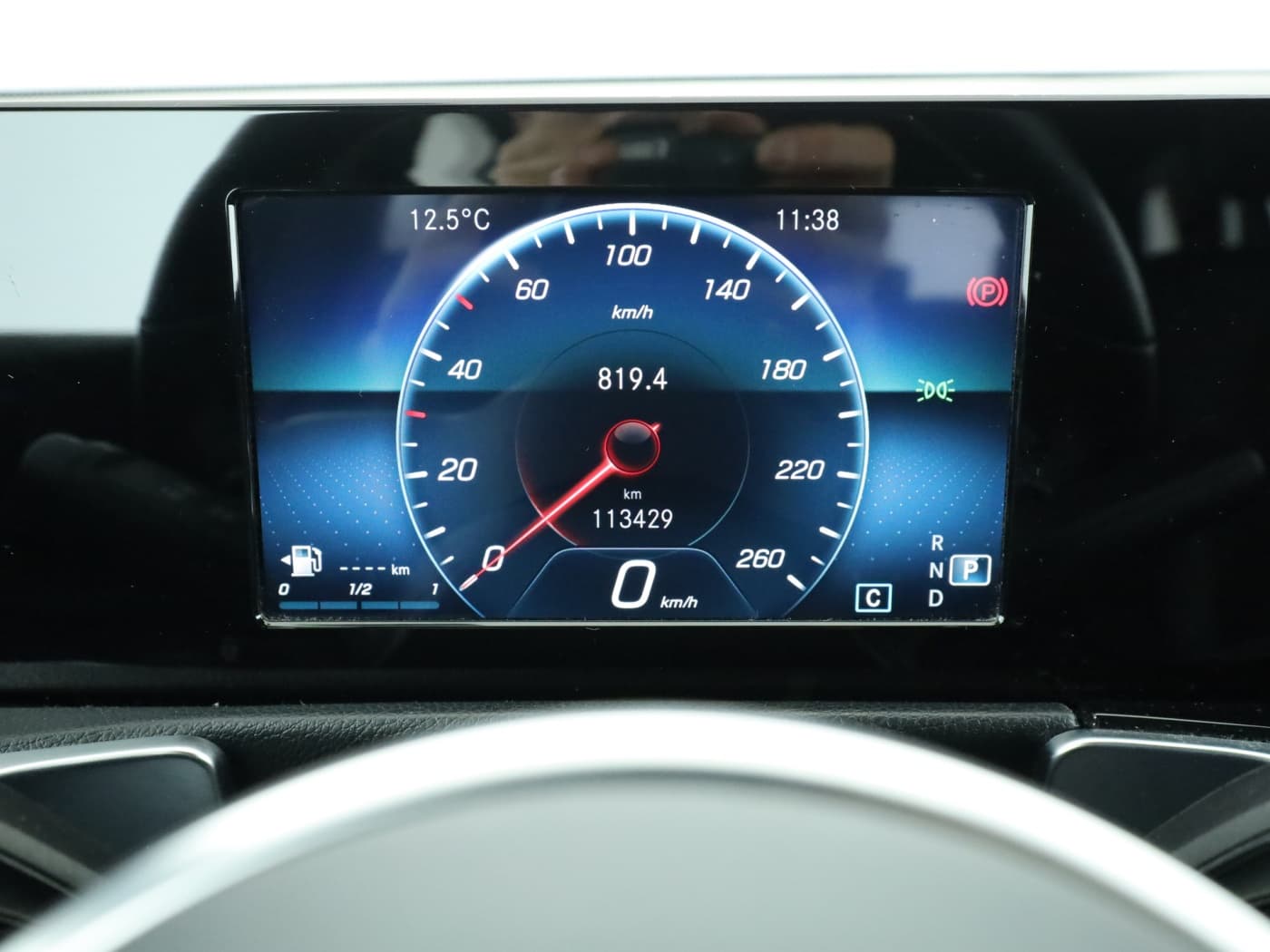 Mercedes-Benz GLB 220 d Bild 12