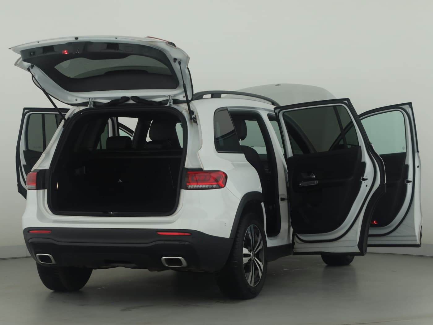 Mercedes-Benz GLB 220 d Bild 9