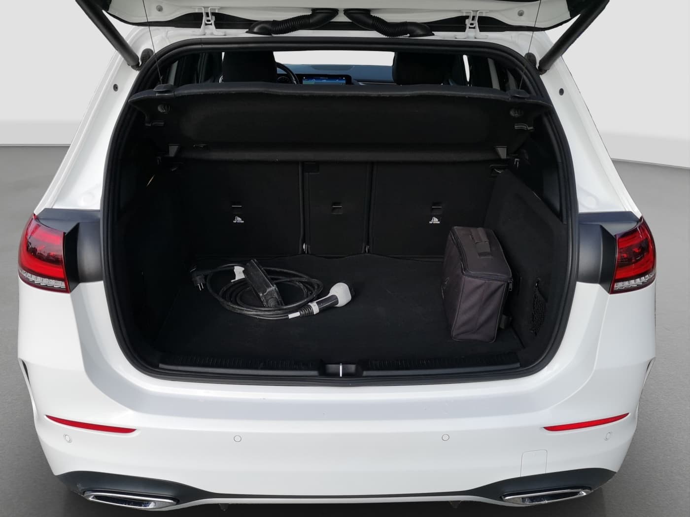 Mercedes-Benz B 250 e Bild 18