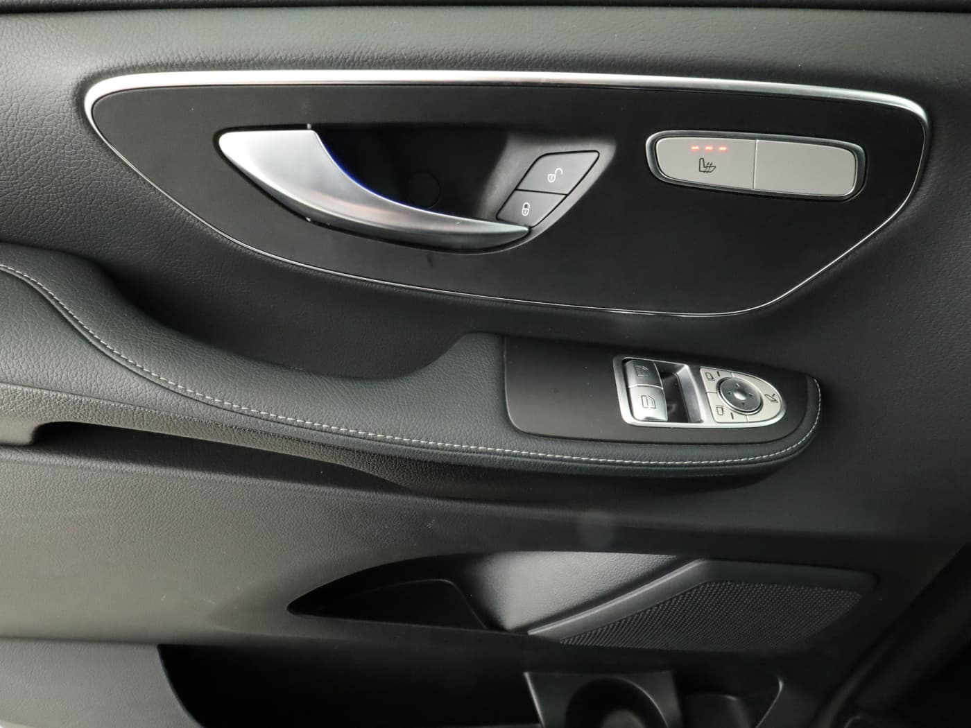 Mercedes-Benz V 300 d 4MATIC AVANTGARDE Extralang Bild 20