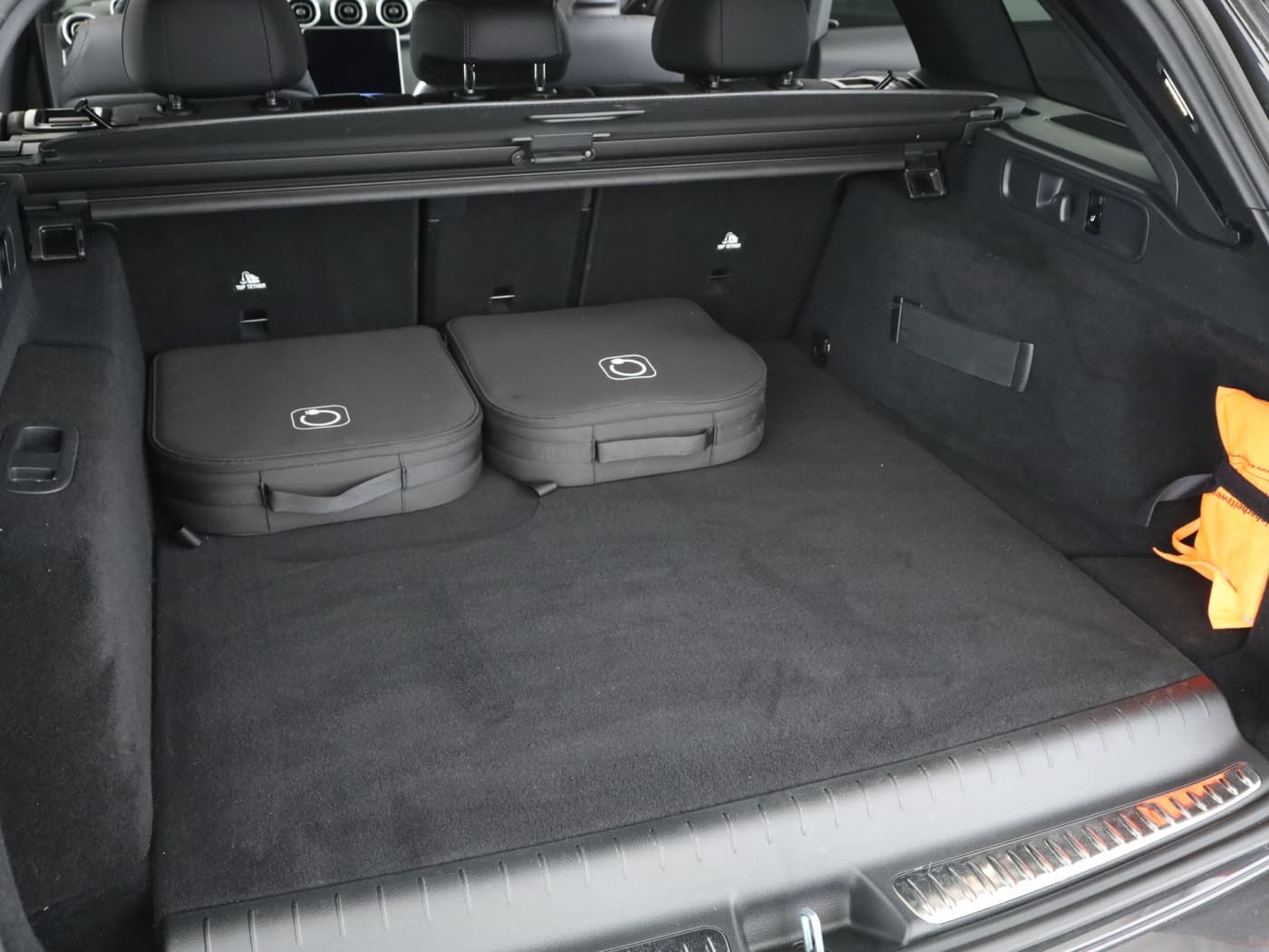 Mercedes-Benz C 300 e T Bild 22