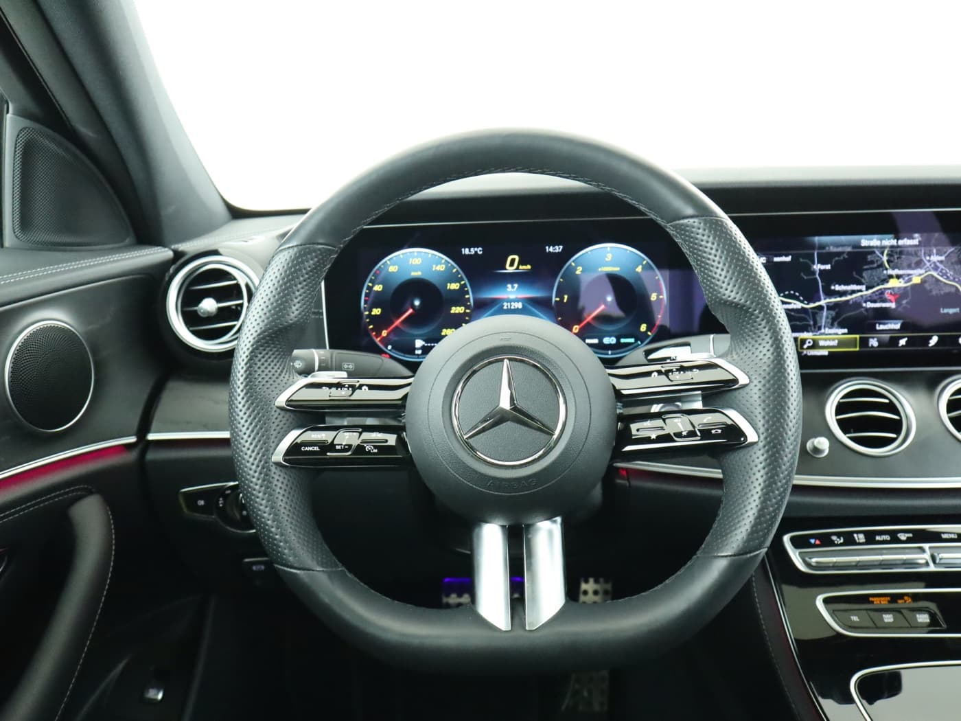 Mercedes-Benz E 300 d 4M Bild 11