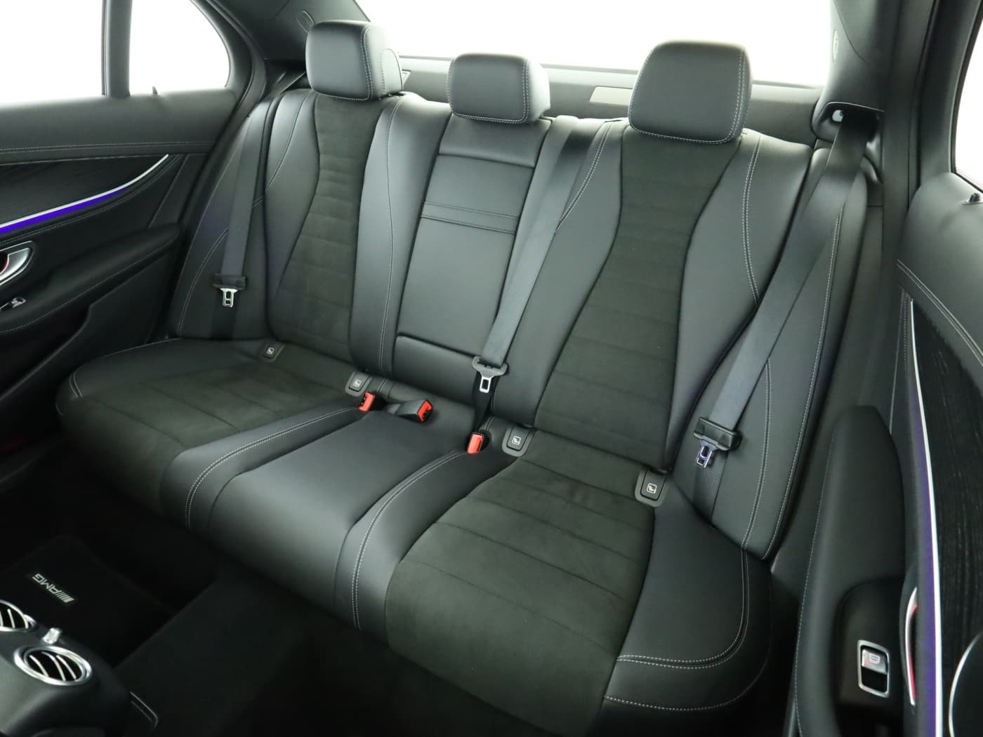 Mercedes-Benz E 300 d 4M Bild 18