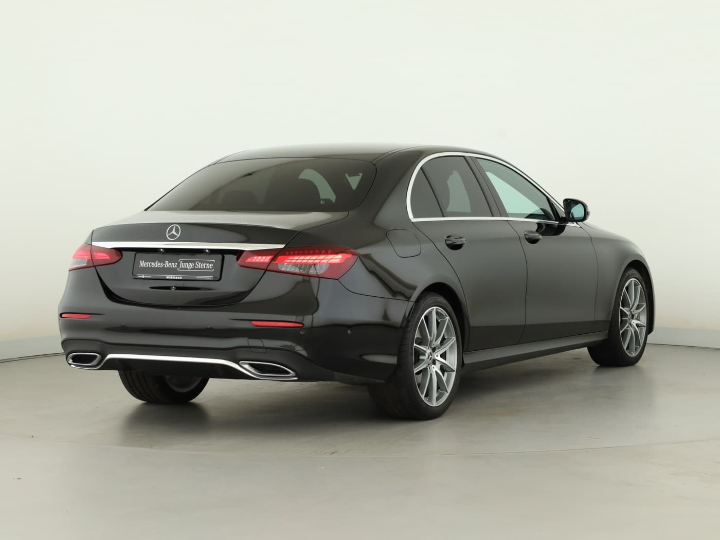 Mercedes-Benz E 300 d 4M Bild 2