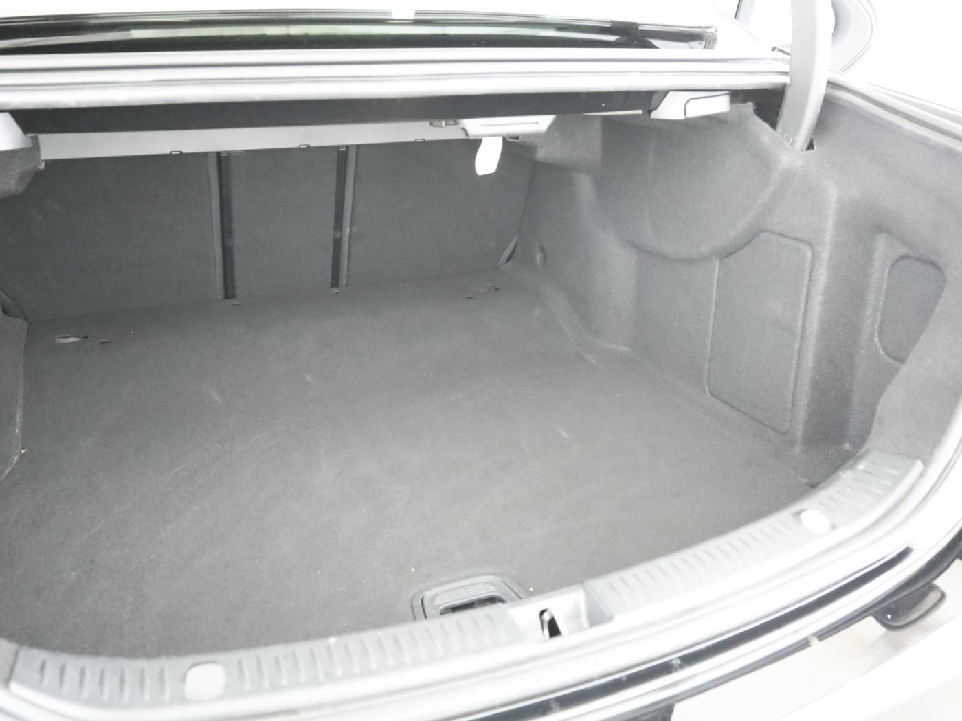 Mercedes-Benz E 300 d 4M Bild 23
