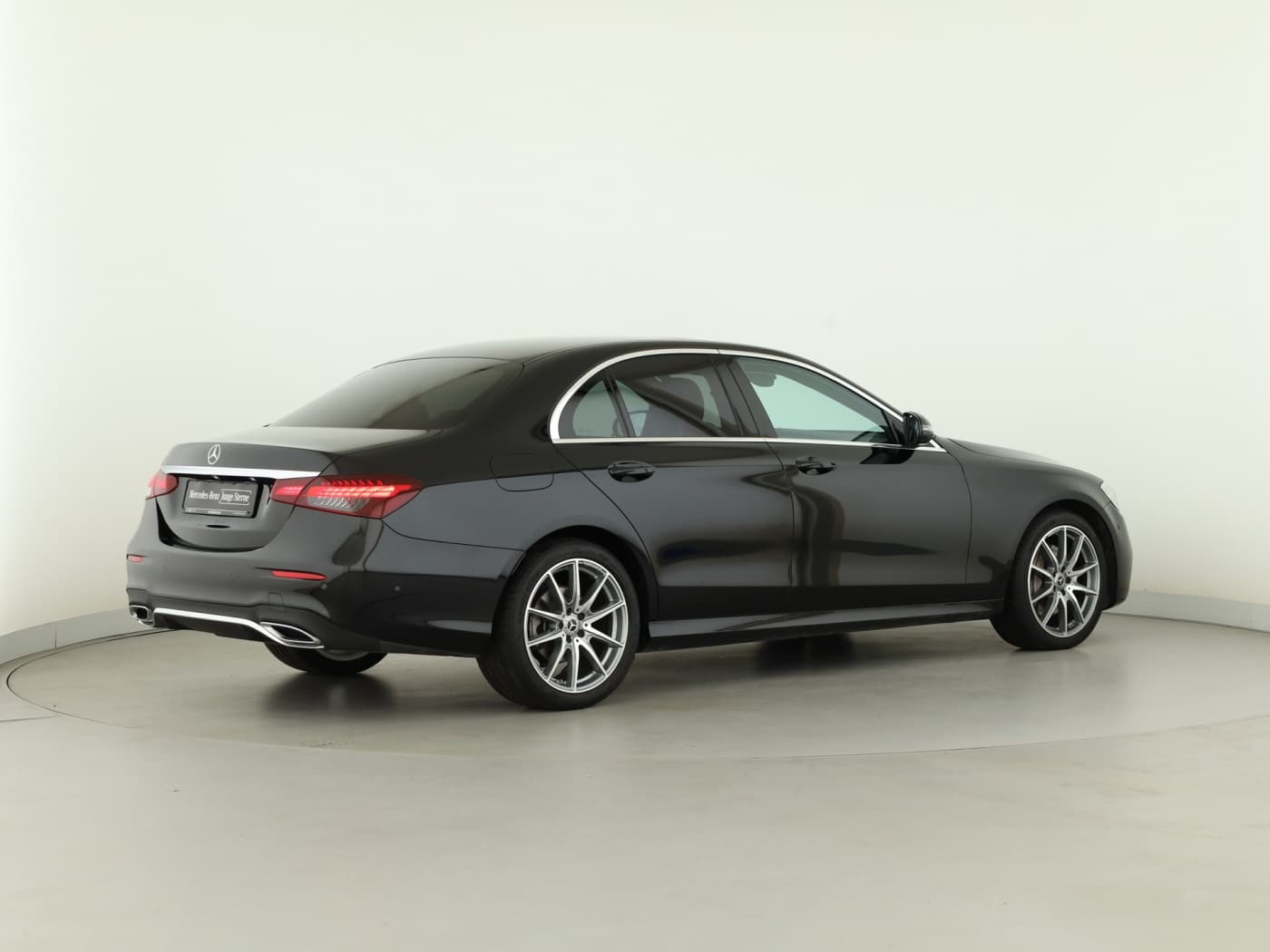 Mercedes-Benz E 300 d 4M Bild 6
