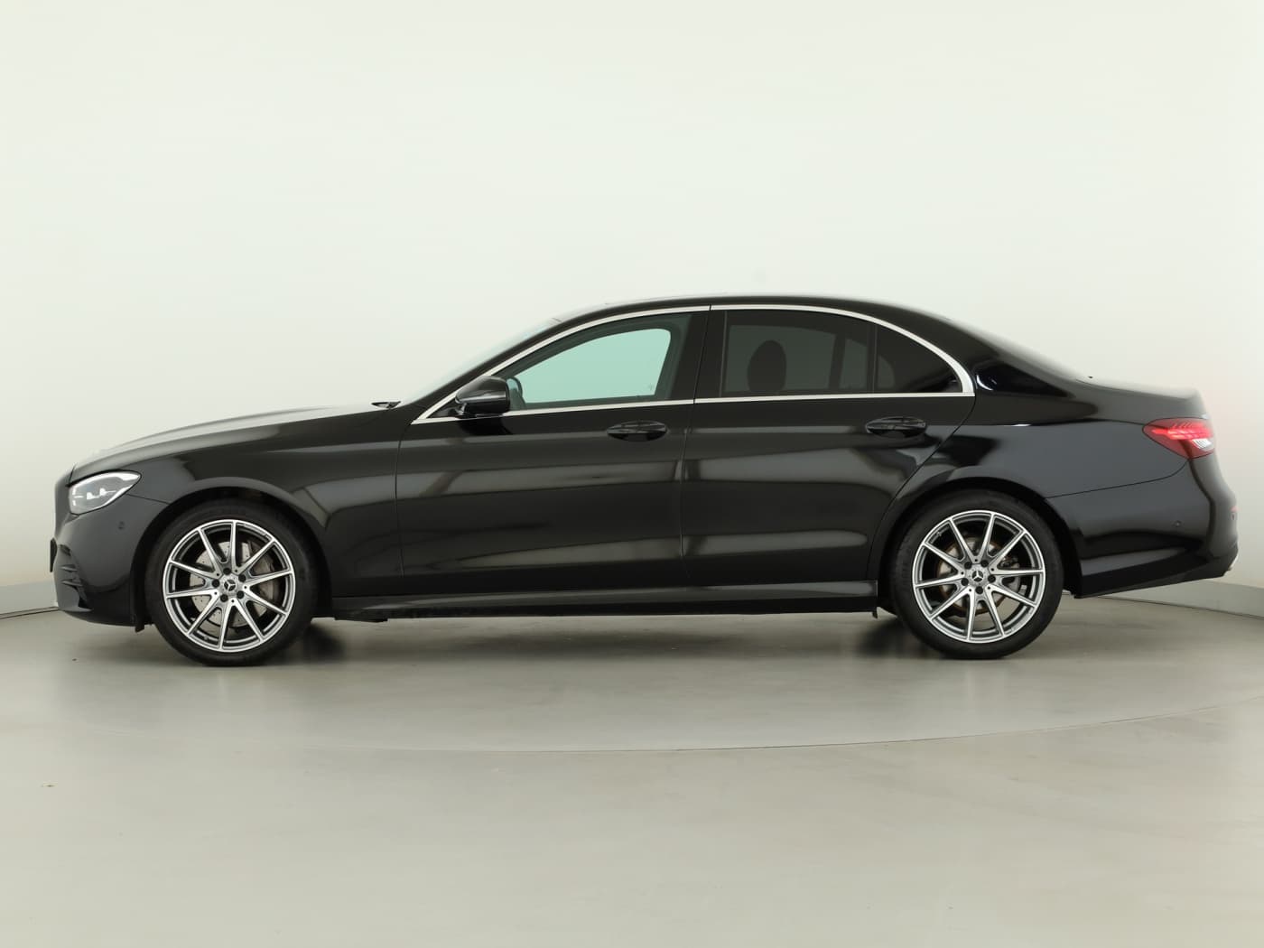 Mercedes-Benz E 300 d 4M Bild 7