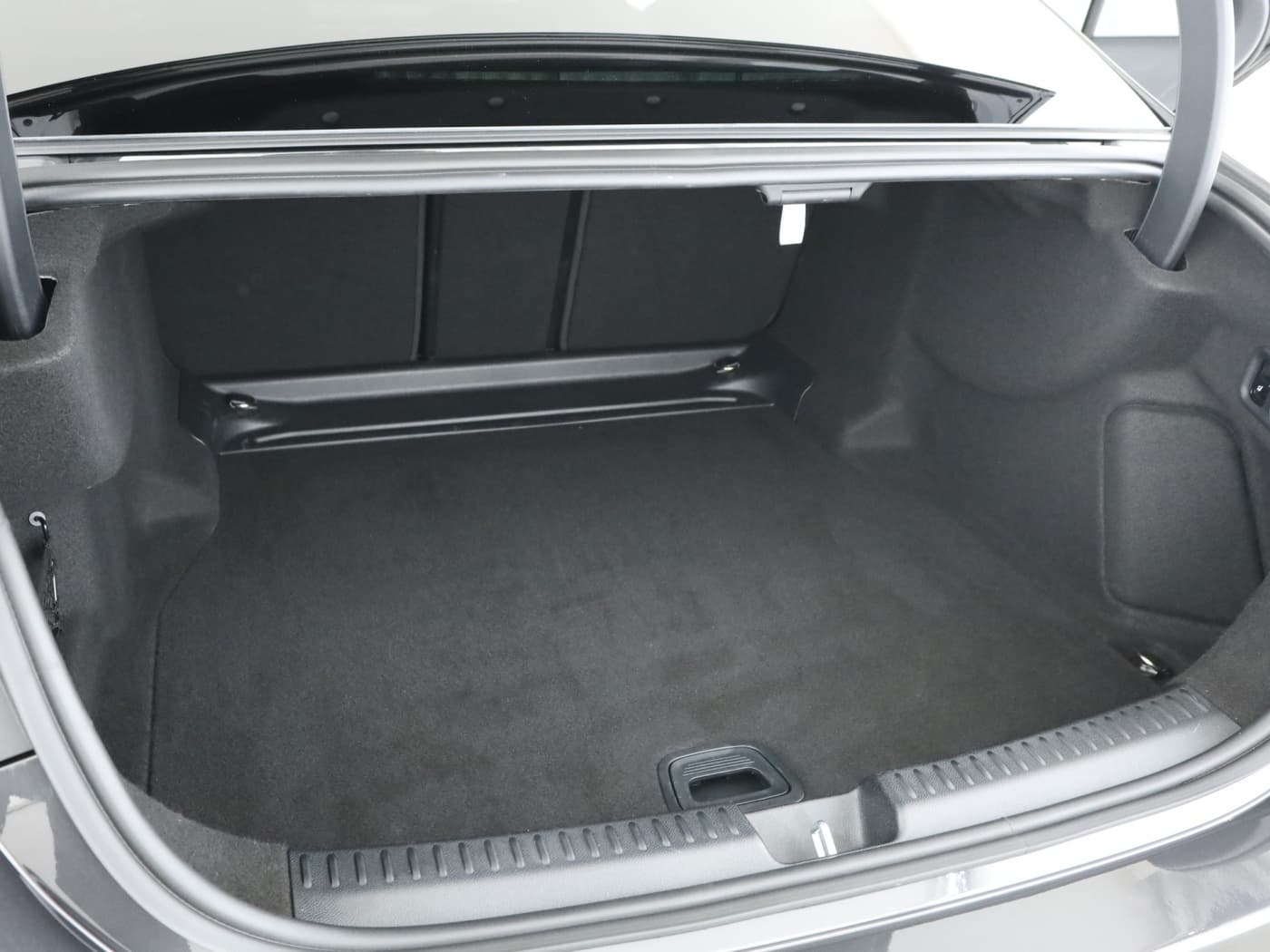 Mercedes-Benz E 200 Bild 22