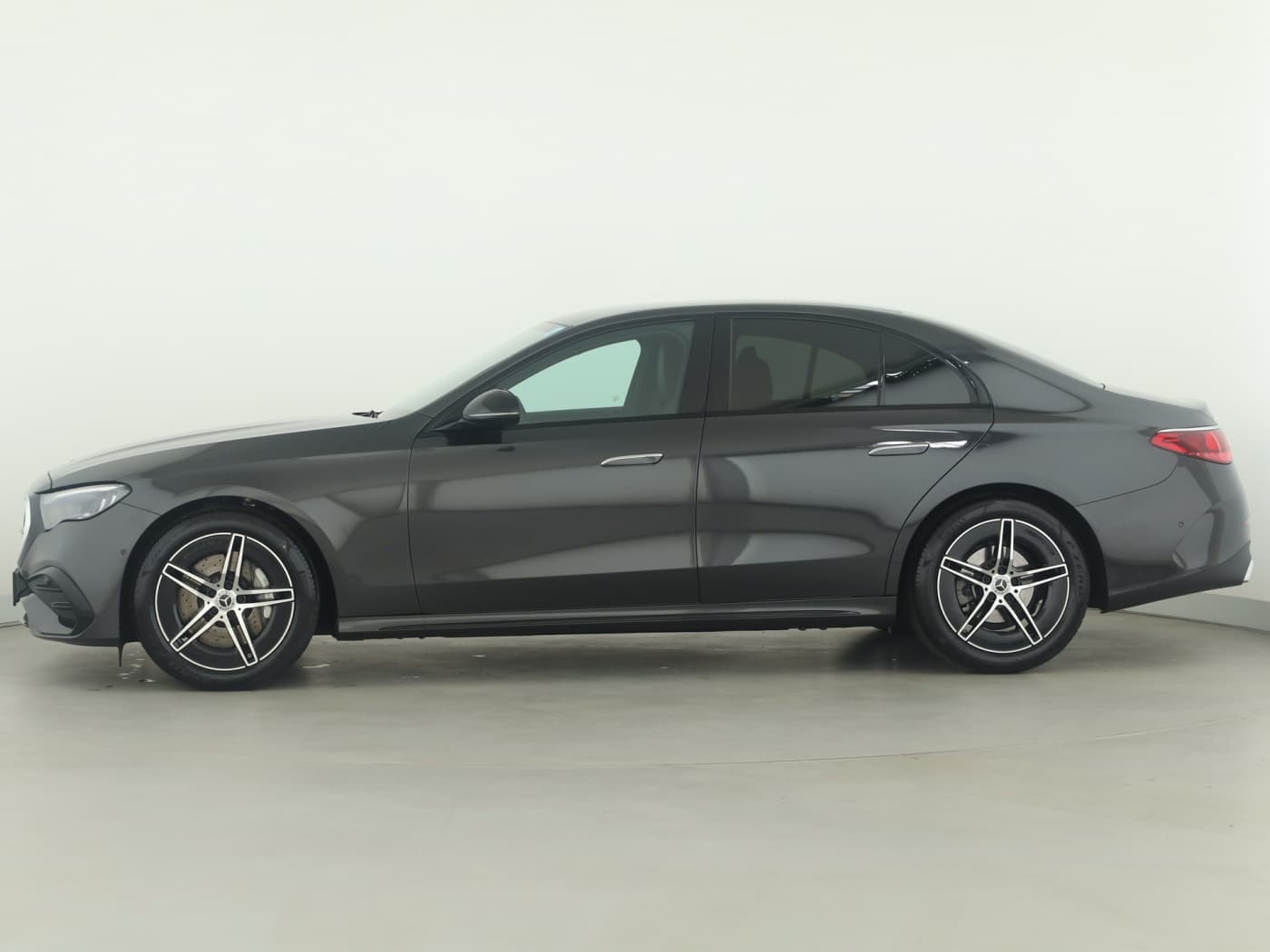 Mercedes-Benz E 200 Bild 7